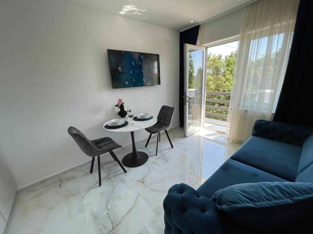Starigrad Paklenica-Josipa Apartmani Стариград-Пакленица Экстерьер фото